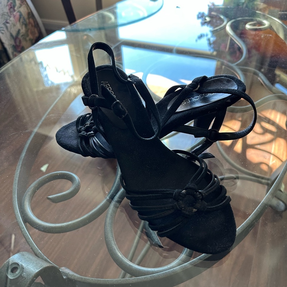 AEROSOLES Black Strappy Heels